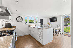 Photo 18- click for photo gallery